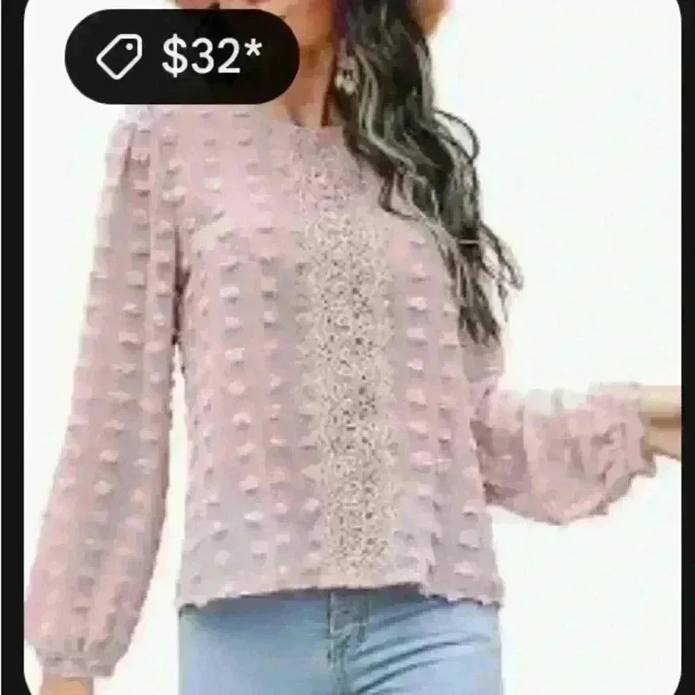 Women’s beautiful pink blouse size 3x lots of nice detail on this piece - Picture 4 of 4